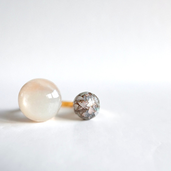 〈優艶〉ムーンストーン × オパール 大ぶりなフォークリング / 天然石 フリーサイズ 指輪 2枚目の画像