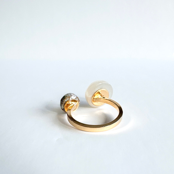 〈優艶〉ムーンストーン × オパール 大ぶりなフォークリング / 天然石 フリーサイズ 指輪 4枚目の画像