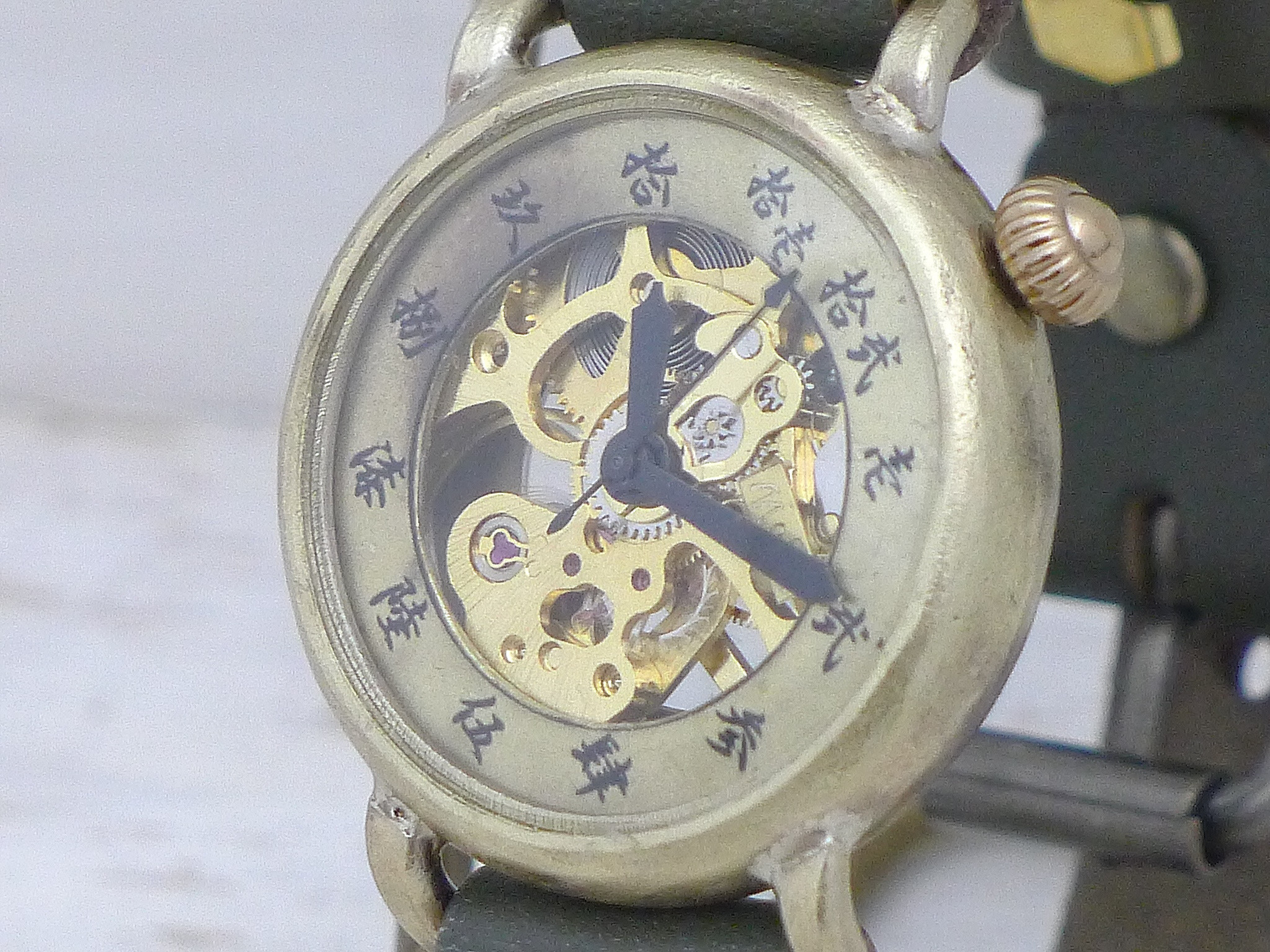 高感度ショップで2023年売れたブランド 黒（茶芯） 高水準 28mm＆23mm LUNA様【ハンドメイド】腕時計 腕時計