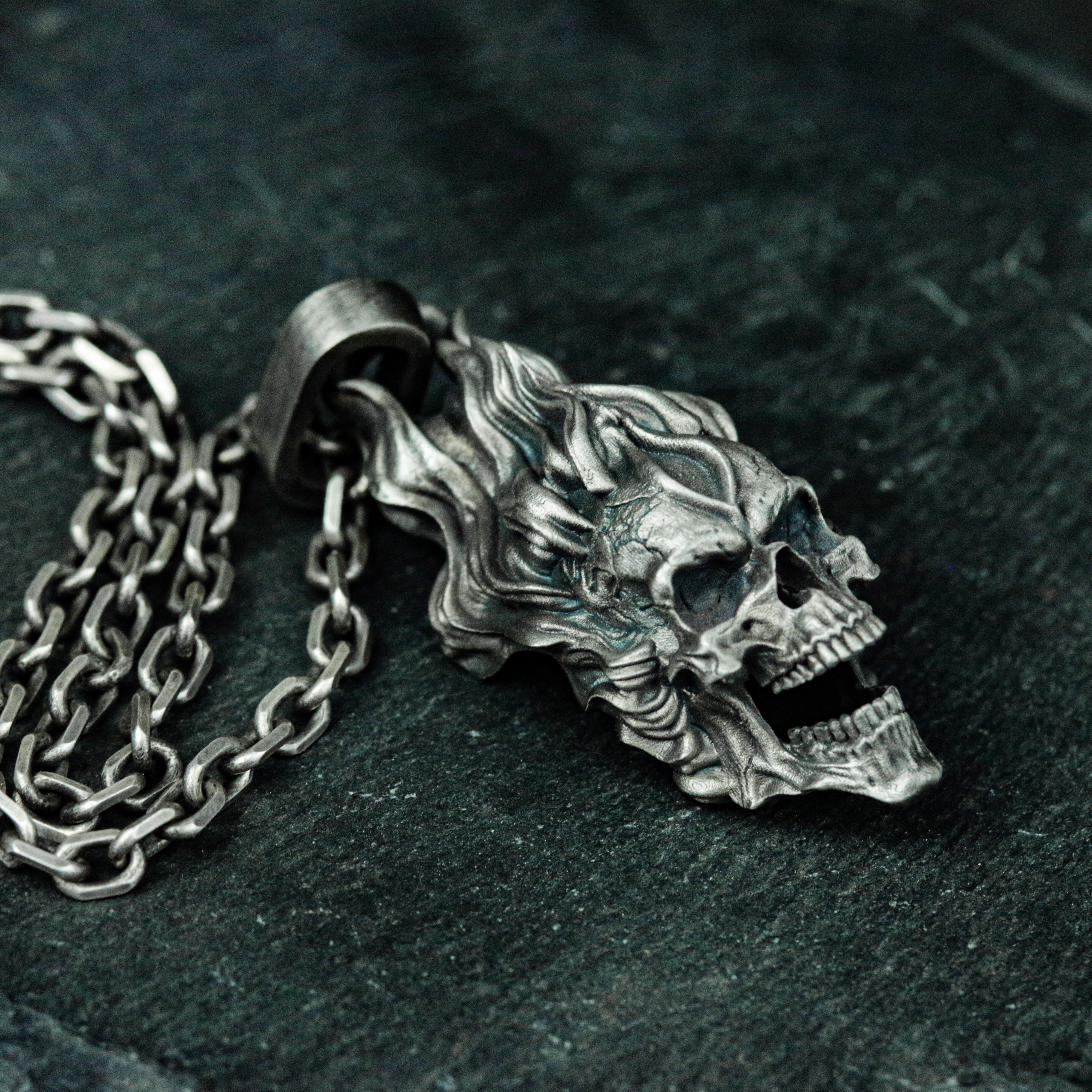 ヘルファイア スカル 925 シルバー ペンダント ネックレス - ゴーストライダーのスカル - ユニークな職人製