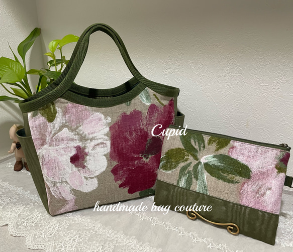 フランスリネン　華やかな花柄を使ったグラニーバッグ（中サイズ/ポーチ付き） 2枚目の画像