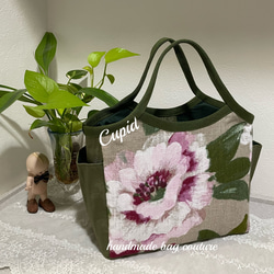 フランスリネン　華やかな花柄を使ったグラニーバッグ（中サイズ/ポーチ付き） 3枚目の画像