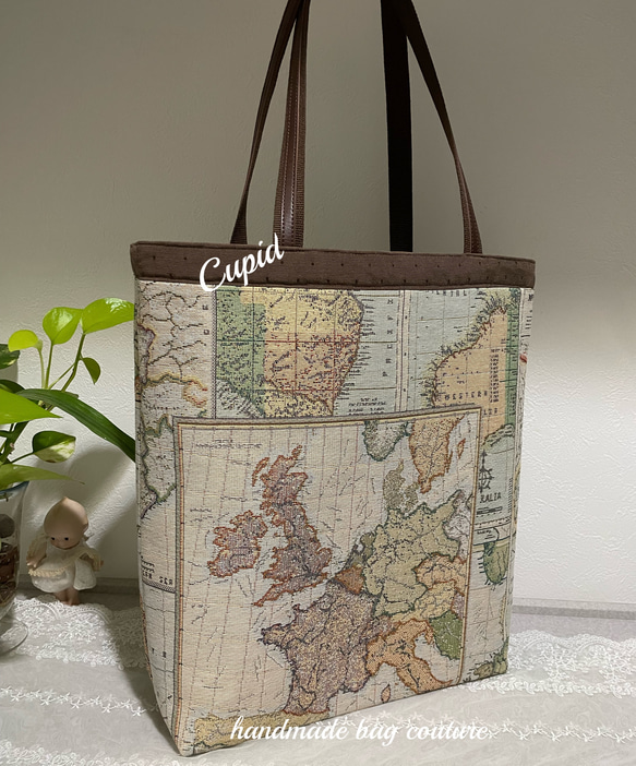 オランダゴブラン織り　お洒落な世界地図柄Ａ４対応ショルダートートバッグ 1枚目の画像
