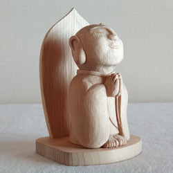 木彫り　お地蔵様　青森ひばの小さめ置物 4枚目の画像