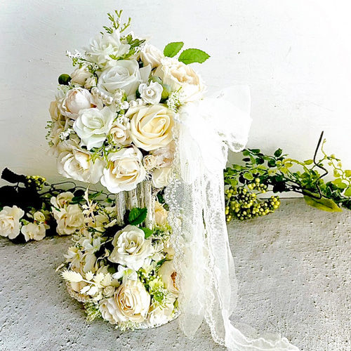 ミッチー❣️forest weddgingホワイト調ローズトピアリー公触媒 forest weddging』ホワイト調ローズトピアリー/公触媒加工/1点