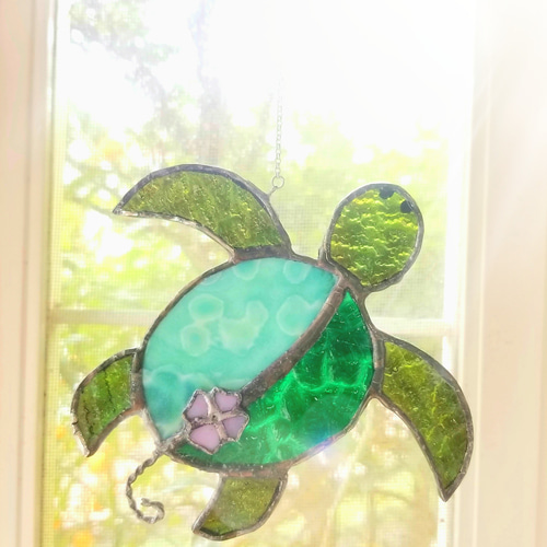 ハッピーモチーフ ステンドグラス ウミガメ(Honu)のサン
