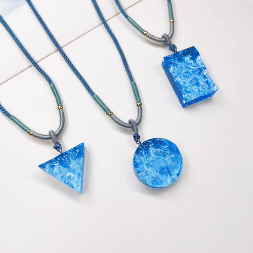 ハンドメイド 海の波 ネックレス ペンダント 手作り レジン