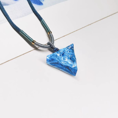 ハンドメイド 海の波 ネックレス ペンダント 手作り レジンアート 誕生