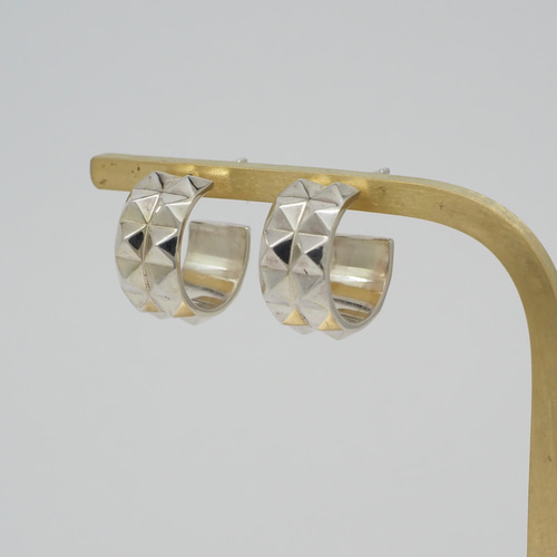 スタッズフープピアス 2個(ペア)/ studz hoop earrings 1pair スタッズフープピアス 2個(ペア)/ studz hoop earrings 1pair