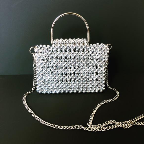 シルバーの2wayビーズバッグ 【galaxy】：silver ハンドバッグ