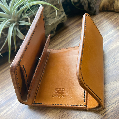 ハンドメイド　牛ヌメ革　三つ折り財布 ハンドメイド 牛ヌメ革 三つ折り財布