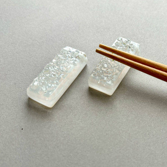 「朝露」〜ガラスの箸置き〜　カトラリーレスト　ガラス　工芸　ギフト　食器　 5枚目の画像