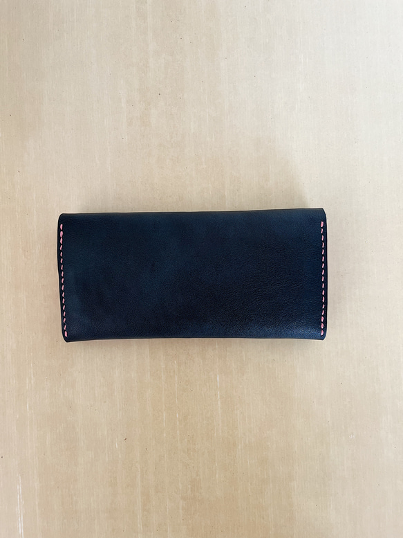 シュリンクレザーの長財布　大容量　カードがたくさん入る長財布　バイカラー　柔らかい革 2枚目の画像