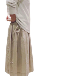 サンプルSALE❗️夏に可愛いマリンなニットボーダーで美シルエットなタックルギャザースカート ネイビー×オフホワイト 2枚目の画像