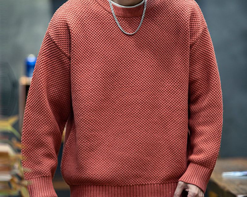 赤い長袖ニット Auntie Rosa Holiday（アンティローザホリデー）の「起毛片畦オーバー