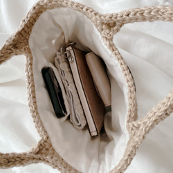 花モチーフつなぎの麻紐かごバッグ 7枚目の画像