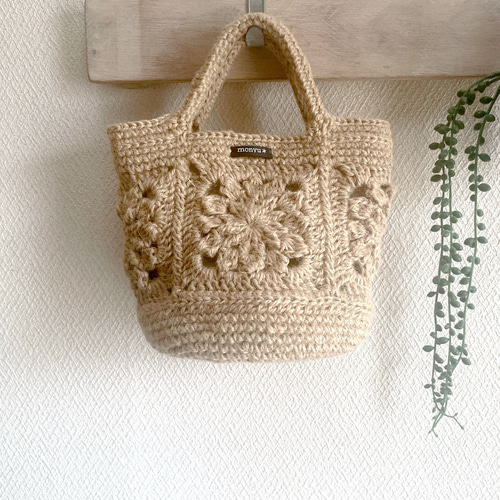 ハンドメイド　お花もりもり麻紐バック 1d6d00d4cad2f687e335698d874b04