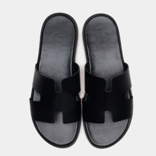足袋レザーサンダルシューズ上品おしゃれ メゾン マルジェラ （Maison Margiela） Tabi タビ 足袋