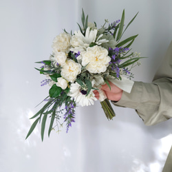 6月の誕生花 バラのキャスケード風クラッチブーケ【Bouquet】アーティシャルフラワー 10枚目の画像