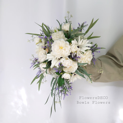 6月の誕生花 バラのキャスケード風クラッチブーケ【Bouquet】アーティシャルフラワー 2枚目の画像
