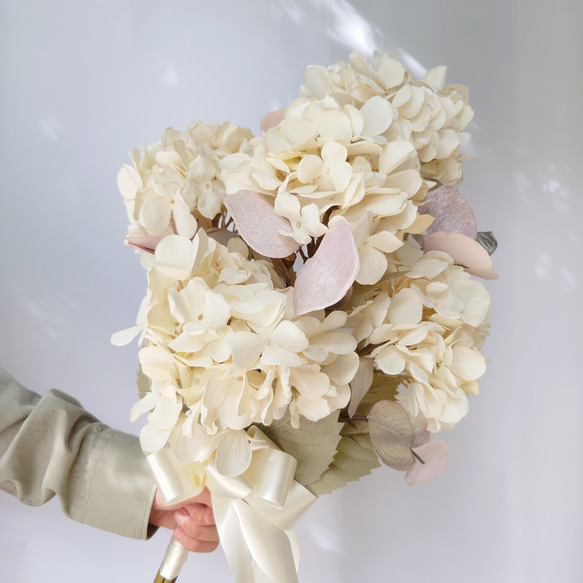 6月の誕生花 紫陽花のシンプルクラッチブーケ【Antique Bouquet】アーティシャルフラワー 11枚目の画像
