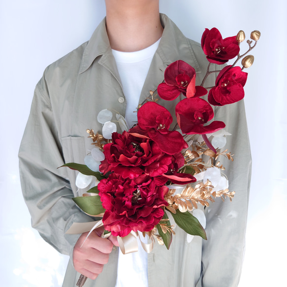 季節花 芍薬と胡蝶蘭のクラッチブーケ【Bouquet】アーティシャルフラワー 6枚目の画像