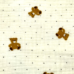 ふんわり　ダブルガーゼ　ハンカチ　子熊　ベア　プチギフト 2枚目の画像