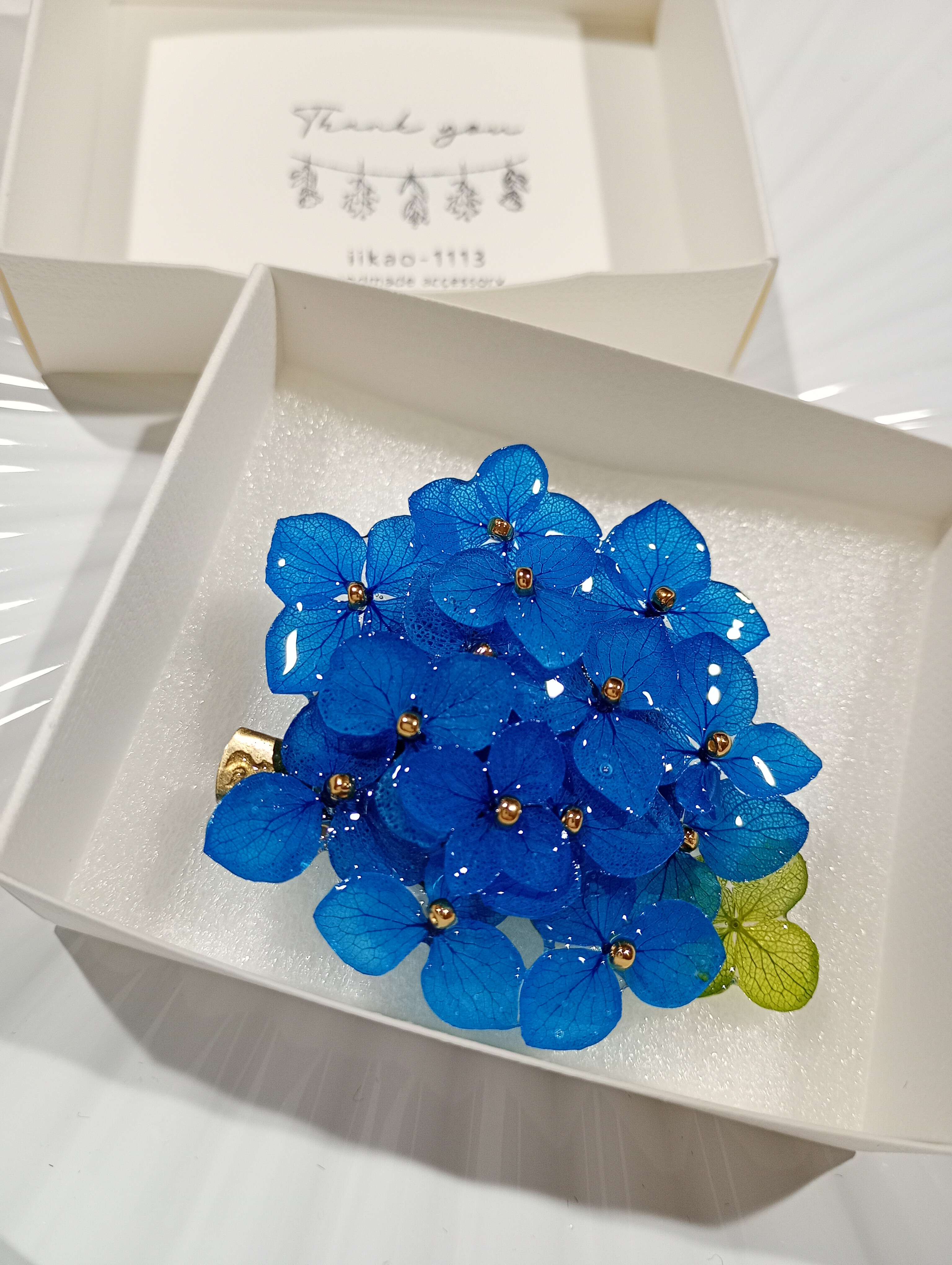 【受注製作】世界に一つだけの紫陽花アナベルブローチクリップ　Blue＆Blue