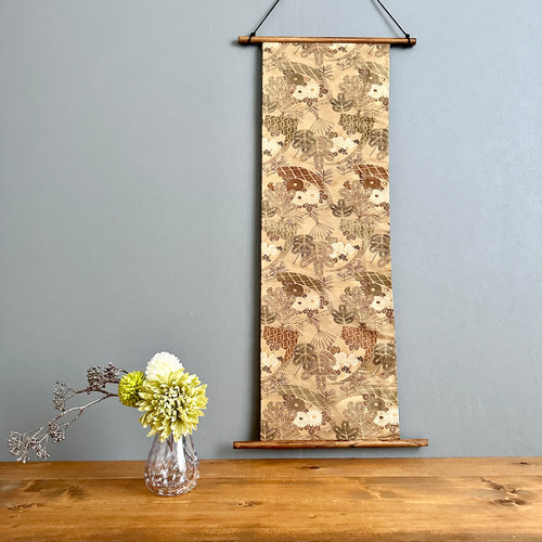 帯のタペストリー アンティーク 松と菊の扇 着物リメイク インテリア