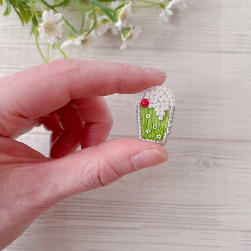 まさはる チューリップ メロンソーダ ビーズ刺繍ブローチ fc9ebe69bb4d55fdc249af37ac537a