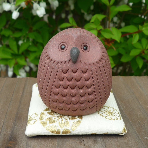 陶芸品置物 角福1点 他2点（台座付き）