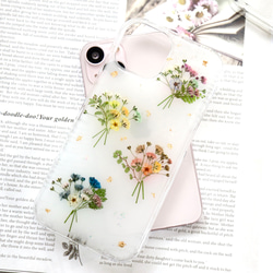 フォーシーズンズ～かすみ草のブーケ押し花スマホケース iPhone15Android Galaxy Xperia 全機種 6枚目の画像