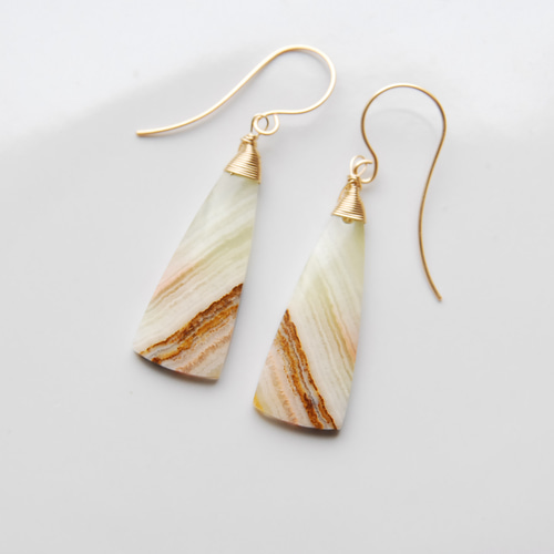 インプレッションジャスパーとグリーンオニキスのロングピアス 【公式