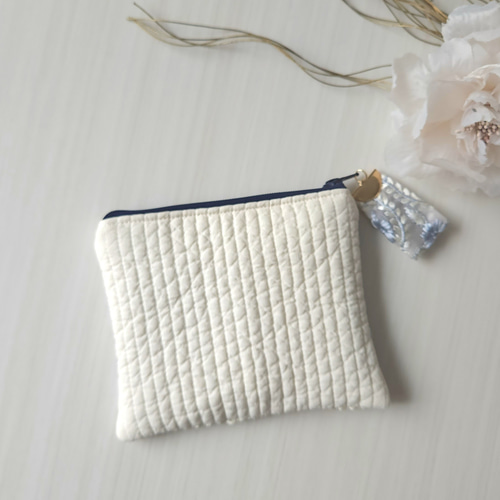 【リュンヌ】インド刺繍リボン・ミニポーチ(S) リュンヌ】インド刺繍リボン・ミニポーチ(S) インド刺繍リボンの