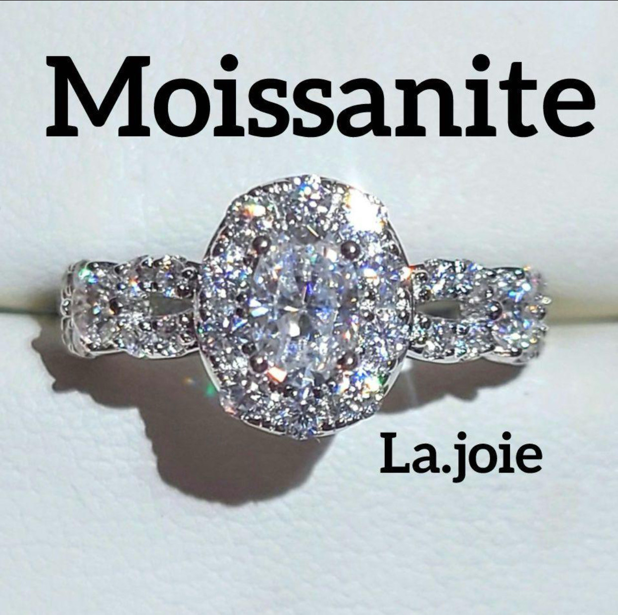 最高品質 モアサナイト “de luxe“ 人工ダイヤ リング