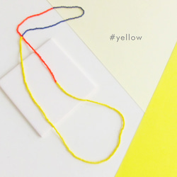 イエロー KABURU 留め具のない かぶるタイプのガラスビーズネックレス 黄色 レモン 72 1枚目の画像