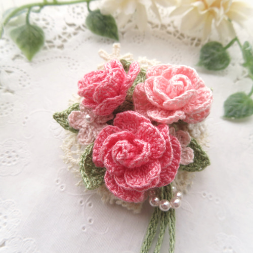 レース編み 小さな薔薇の花束ブローチ～pink mix～ ブローチ 花