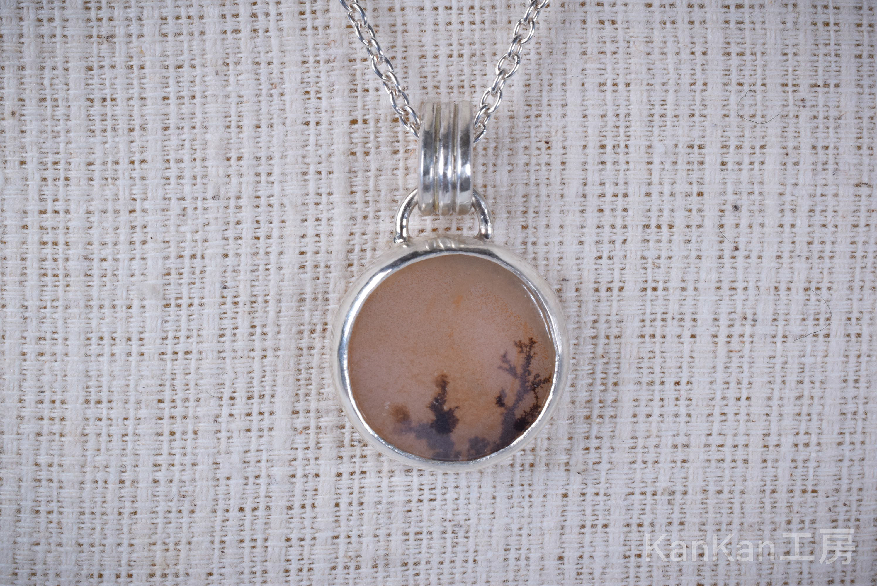 デンドリックアゲートのネックレス 10,934円