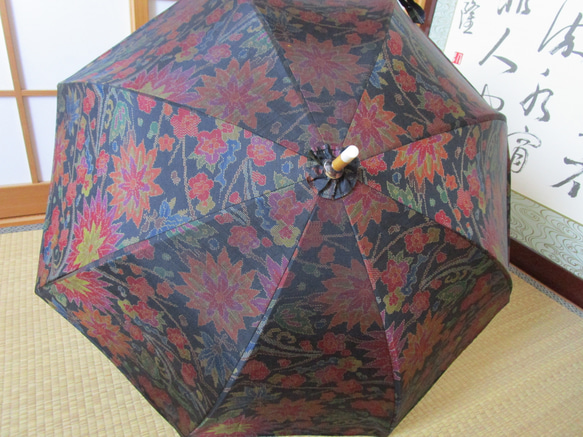 大島紬の着物から日傘（傘袋付き） 6枚目の画像