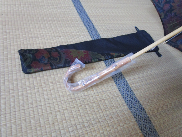 大島紬の着物から日傘（傘袋付き） 8枚目の画像