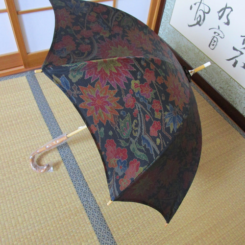 送料無料・大島紬の着物から日傘（傘袋付き） 傘・日傘 MICHI
