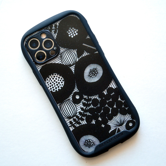 noir iphoneクリアグリップケース 3枚目の画像