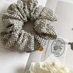 送料込］大人可愛いインド刺繍リボンのシュシュ シュシュ chika♪ 通販