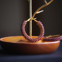 Bitter color/bicone garnet & antique gold color  hoop pierce 2枚目の画像