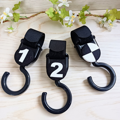 カートフック　ハンドメイド 選べる＊ベルトフック＊カー用品＊シンプル＊白黒＊モノトーン＊マルチ