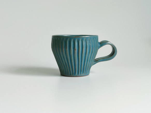 ターコイズブルー シノギカップ マグカップ プリーツマグ コーヒーカップ 小さめ 青 1枚目の画像