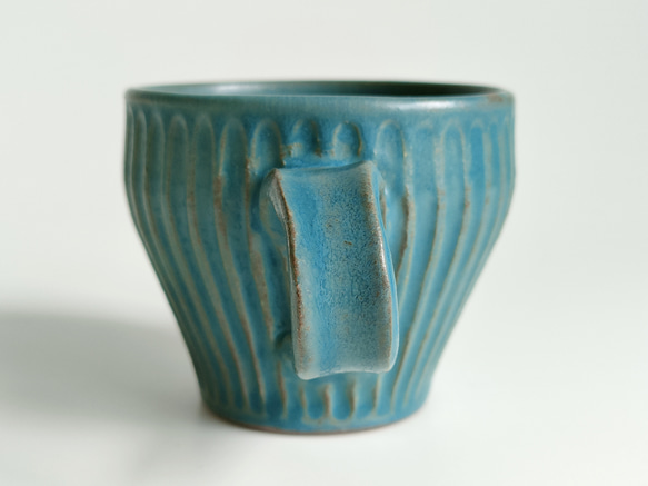 ターコイズブルー シノギカップ マグカップ プリーツマグ コーヒーカップ 小さめ 青 4枚目の画像
