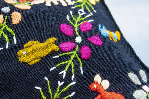 手縫いメキシカンハンモックバッグ 刺繍トートバッグ 手刺繍ショルダーバッグ ウールメキシカン織りバッグ 手織りバッグ クリスマス 16枚目の画像