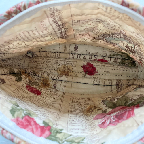 クジラポーチフローラル花柄✖️レースハンドメイド