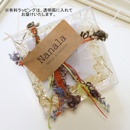 イルカ かすみ草 月のペンダント レジンネックレス イルカ かすみ草 月のペンダント レジンネックレス イルカ